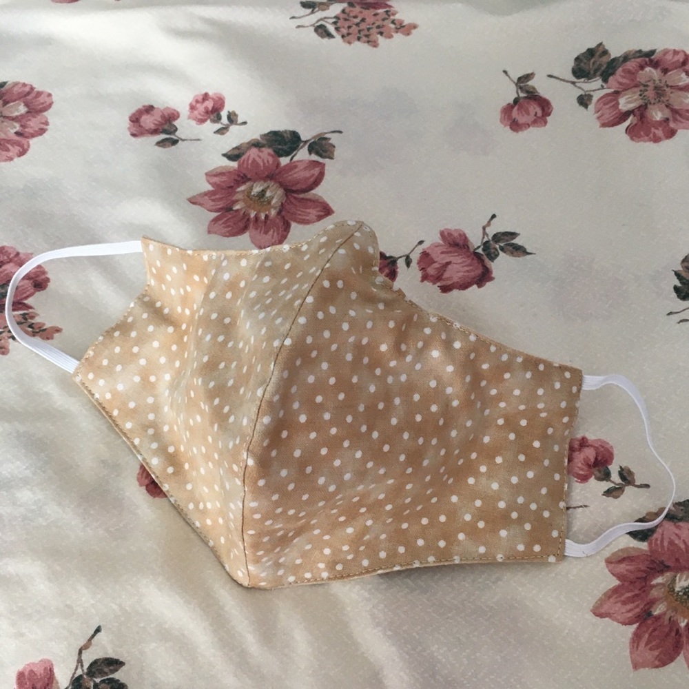 Beauty. Caramel Beige Dots, Quality Face Mask